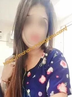 Housewife escort Mohali for mature company near Phase 7
